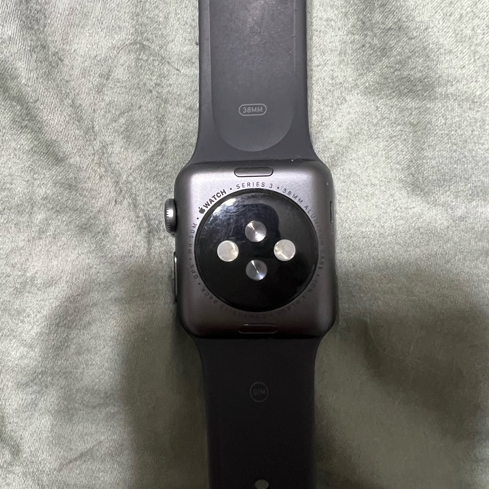 Apple Watch - Picture 4 of 9